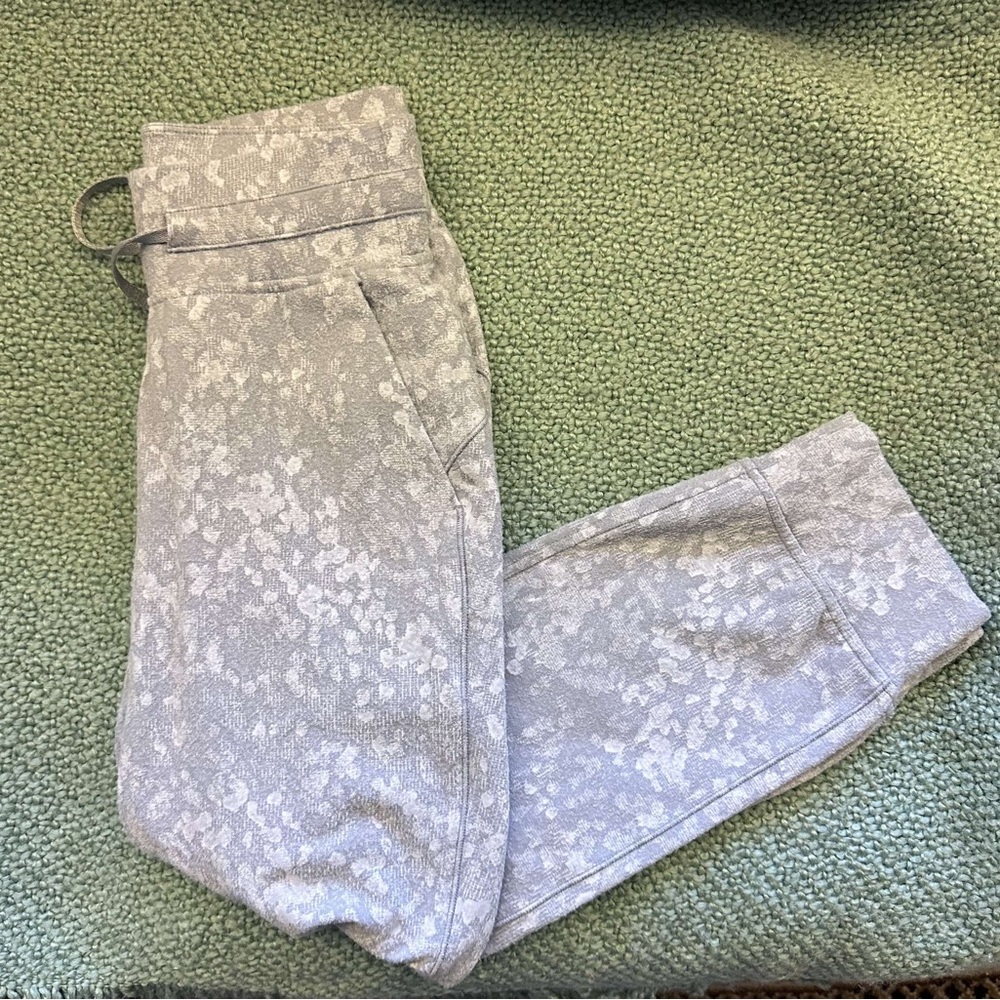 Lululemon Ready to Rulu Jogger Pants size 0